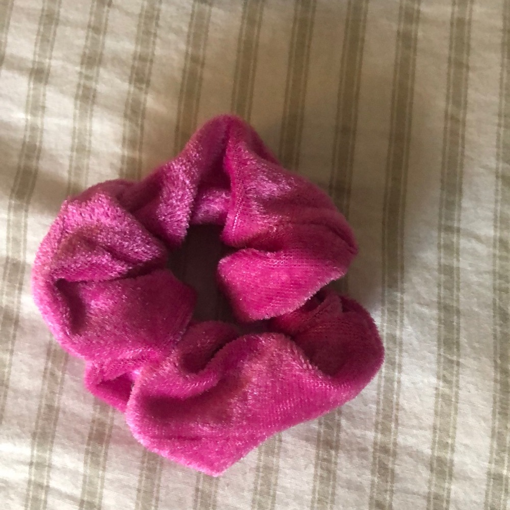 pink scrunchie